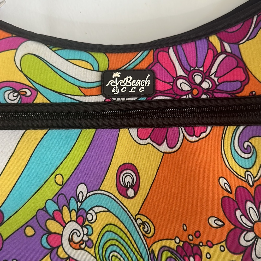 Beach by CLC. Mod art design, like new inside zipper pocket front zipper pocket